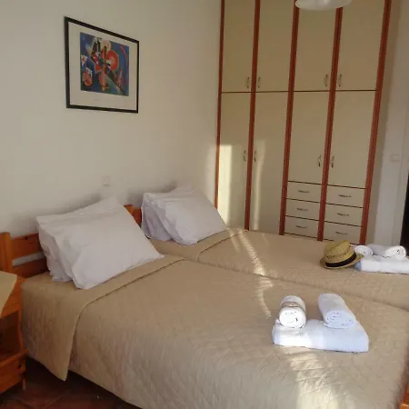 Nyaraló Melissani House