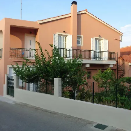 Nyaraló Melissani House